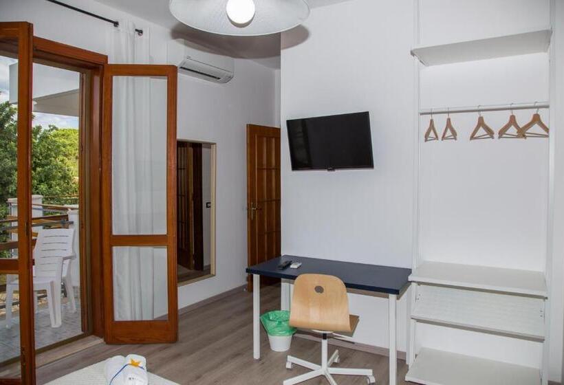 פנסיון Villa Vega