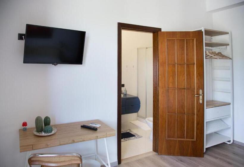 פנסיון Villa Vega