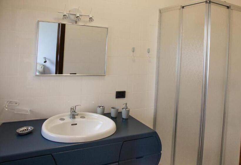 פנסיון Villa Vega