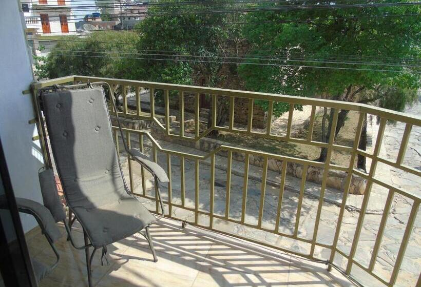 Общежитие Pousada Excalibur