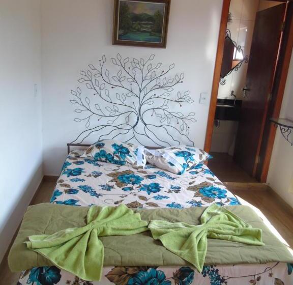 הוסטל Pousada Excalibur