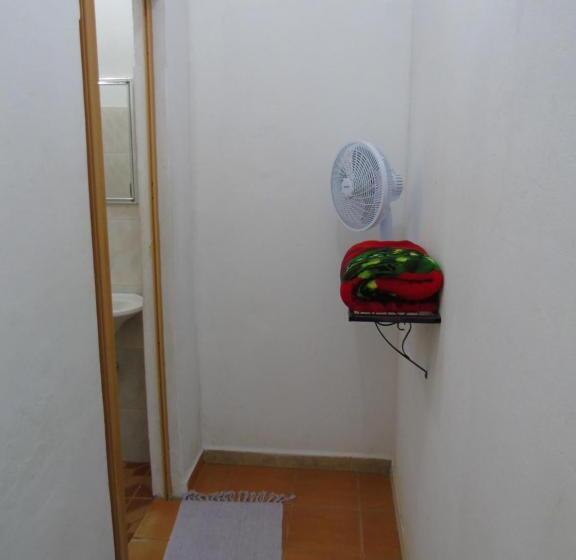 הוסטל Pousada Excalibur