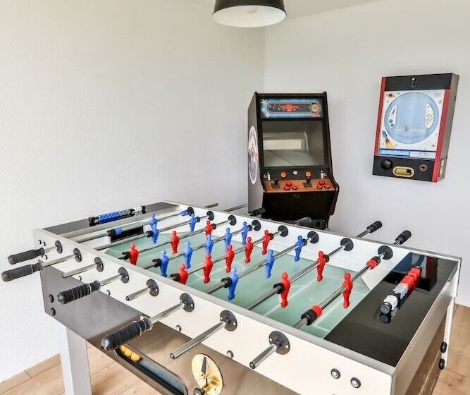 فندق صغير Young Backpackers Homestay