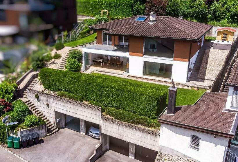 فندق صغير Young Backpackers Homestay