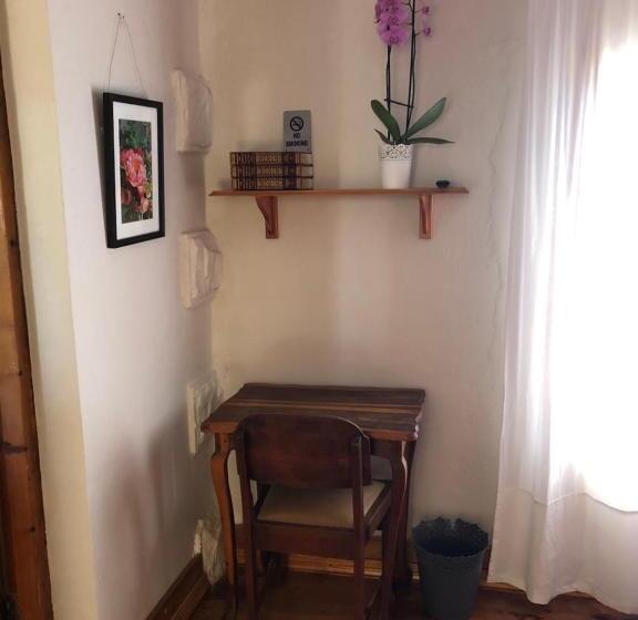 住宿加早餐  Apple And Rose