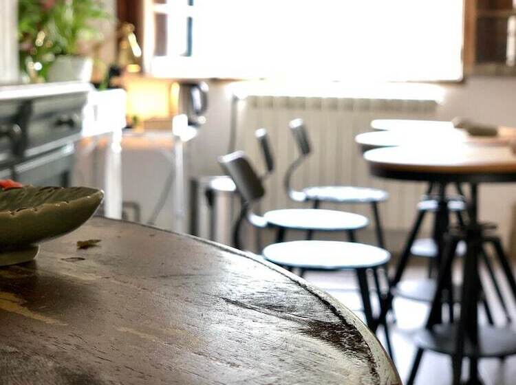 Bed and Breakfast Casa Caimari Guest House, For Mountain Lovers!