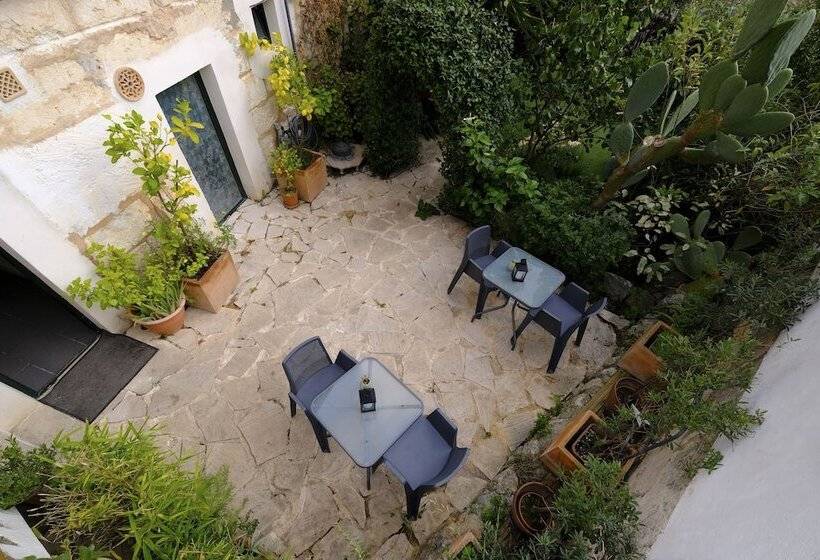 Bed and Breakfast Casa Caimari Guest House, For Mountain Lovers!