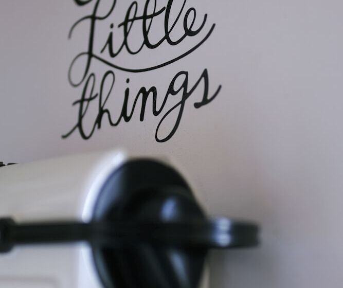 Bed and Breakfast Casa Caimari Guest House, For Mountain Lovers!