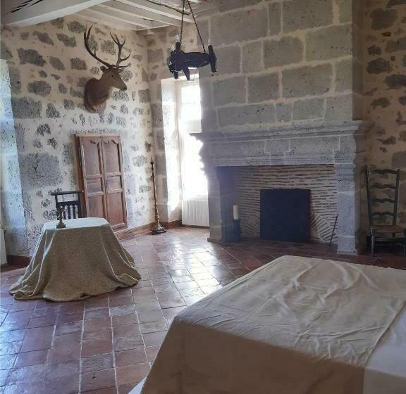 住宿加早餐 Château De Cauderoue