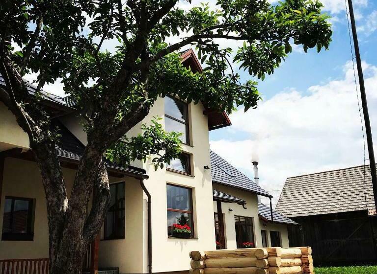 민박 Famíves Vendégház