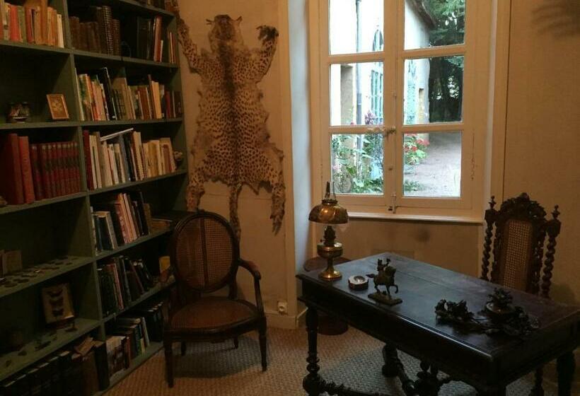 مبيت وإفطار La Maison Des Pères