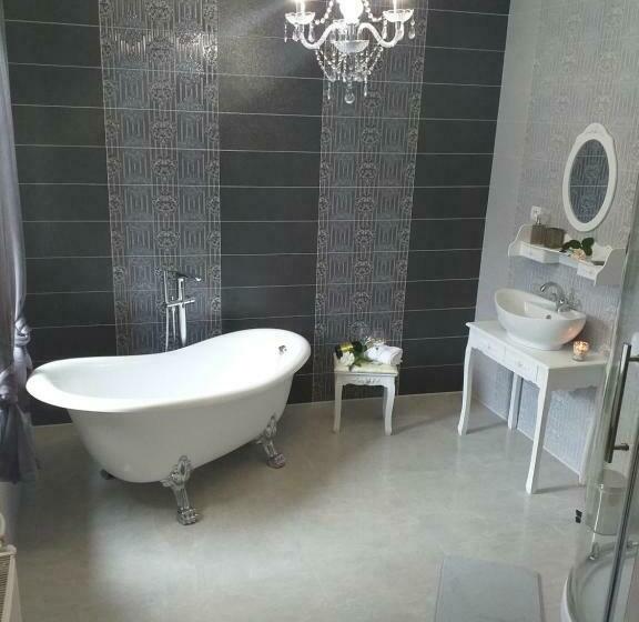 تختخواب و صبحانه Monato