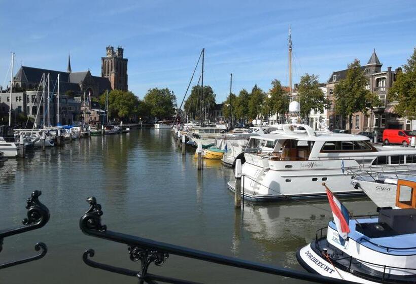 تختخواب و صبحانه Villa Conti