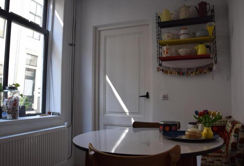 تختخواب و صبحانه Villa Conti