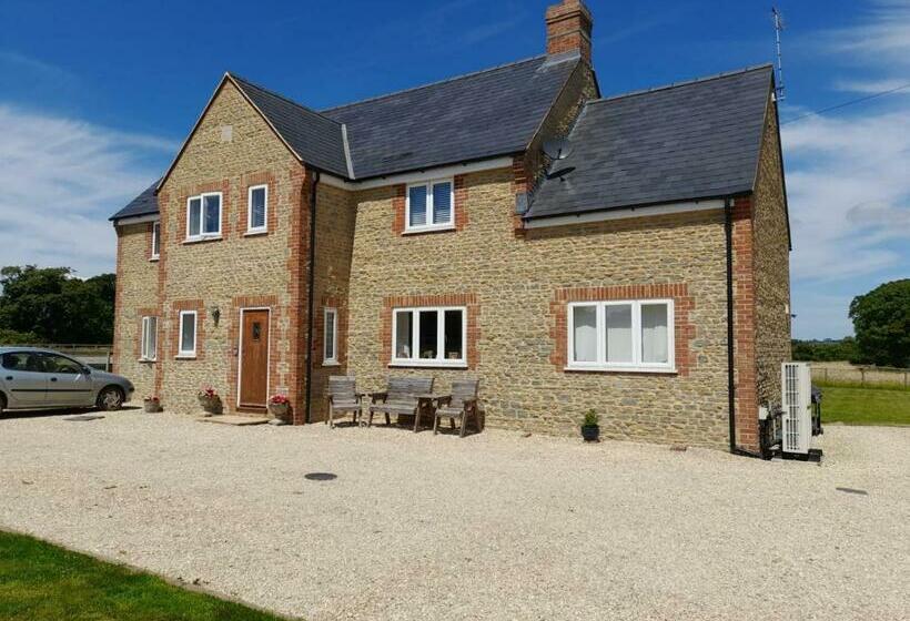 Folly Fields Farm B&b