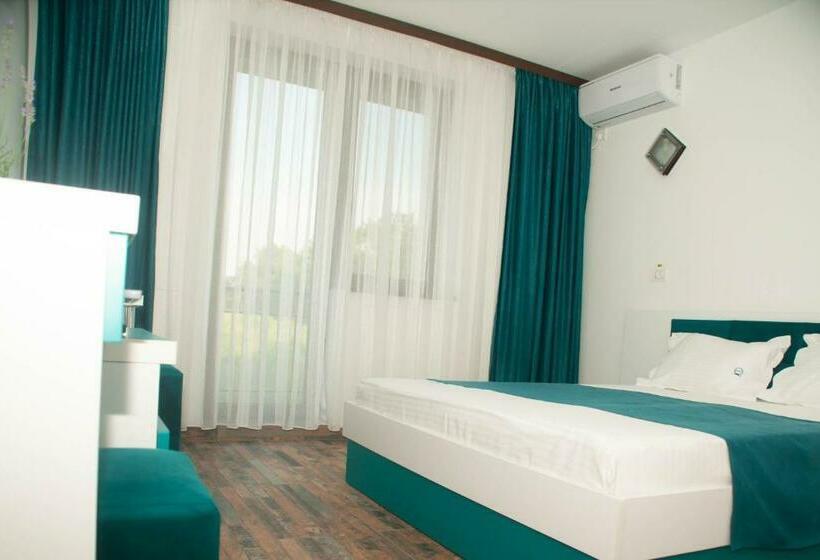 בית מלון כפרי Pensiunea Agroturistica Valentino