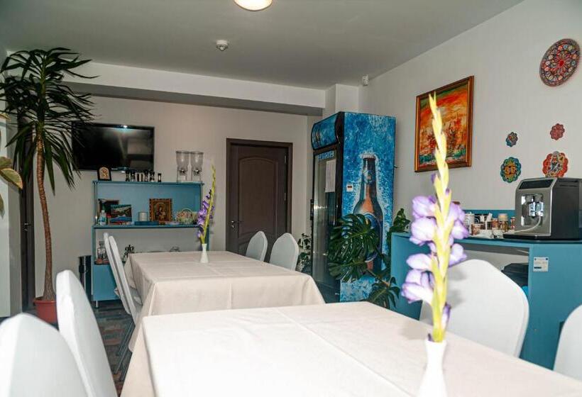 בית מלון כפרי Pensiunea Agroturistica Valentino