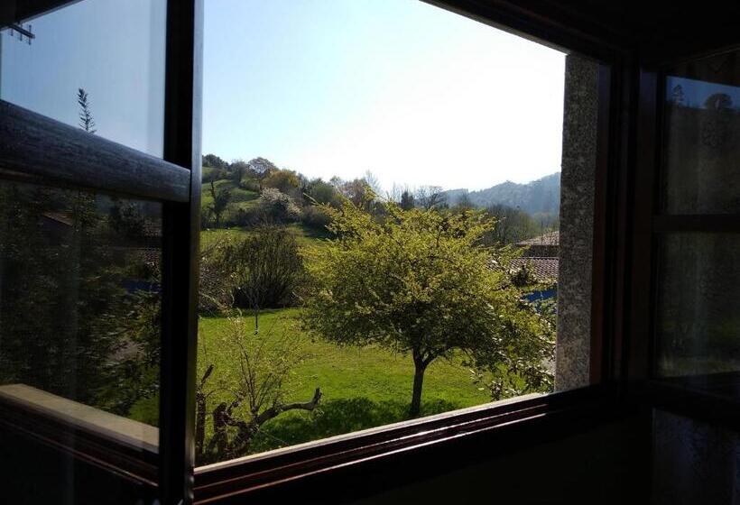 هتل Rural La Casona Del Fraile