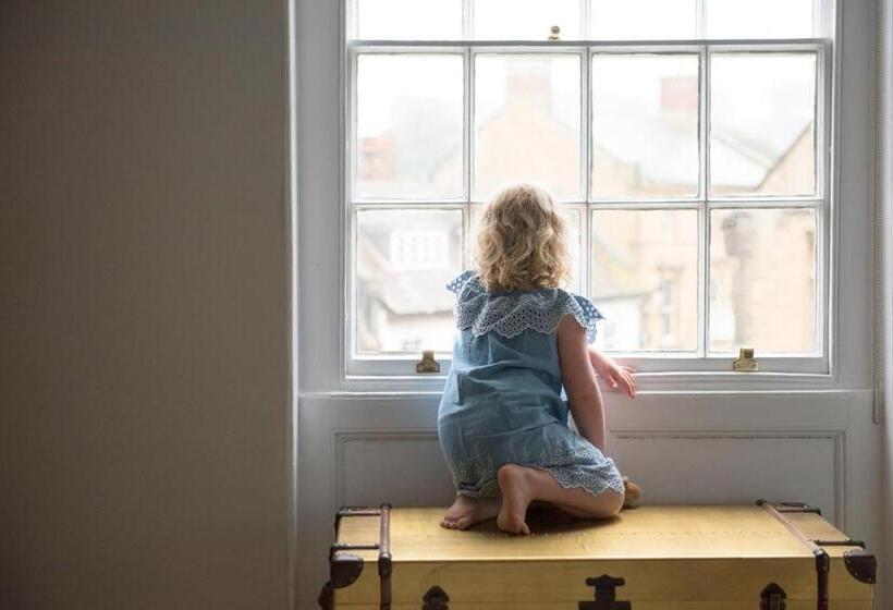 فندق The Cross Keys Sherborne