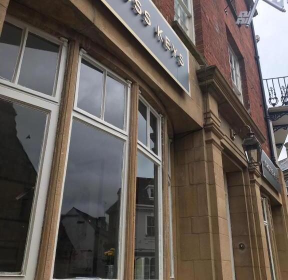 فندق The Cross Keys Sherborne