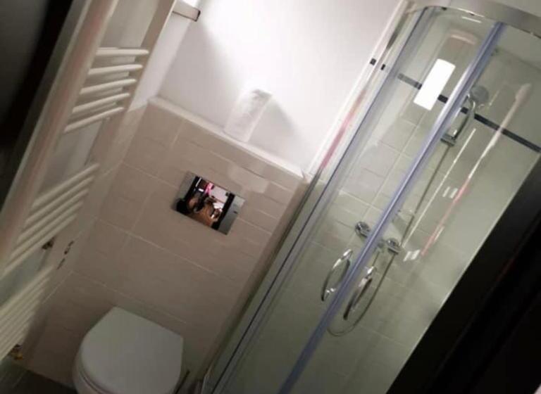 فندق على الطريق Zen