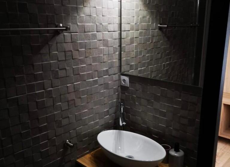 فندق على الطريق Zen