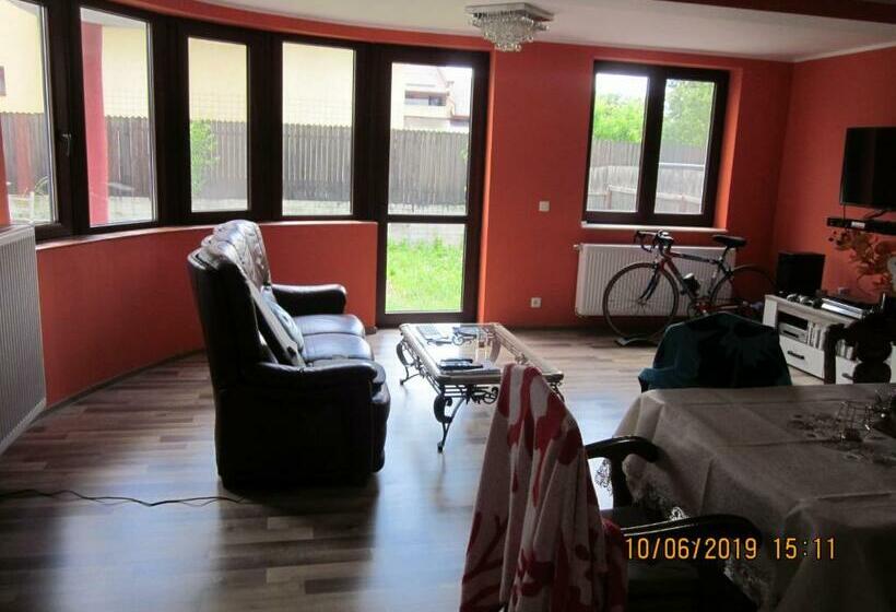 بنسيون Casa Anton