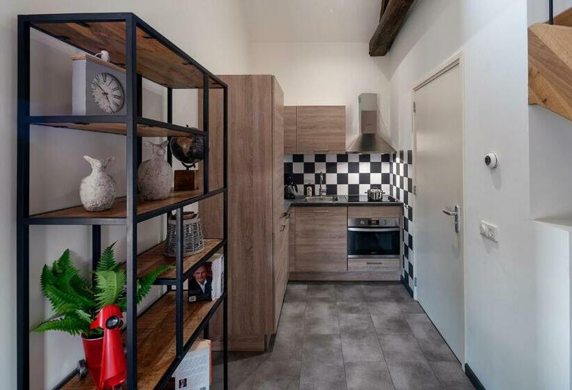 پانسیون De Stal