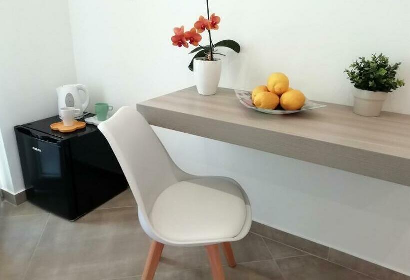 بنسيون Esse House