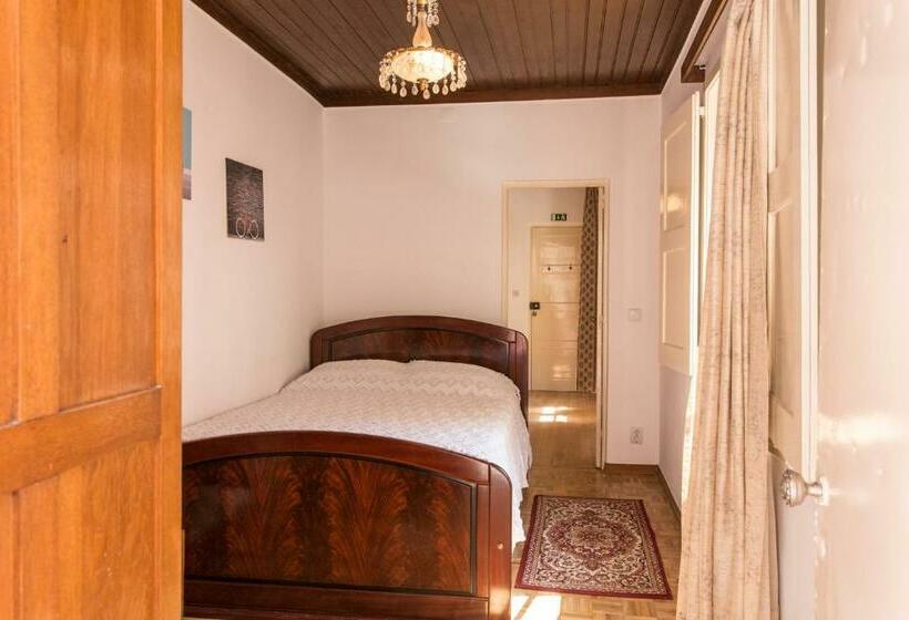 ペンション Family Home  Lisboa