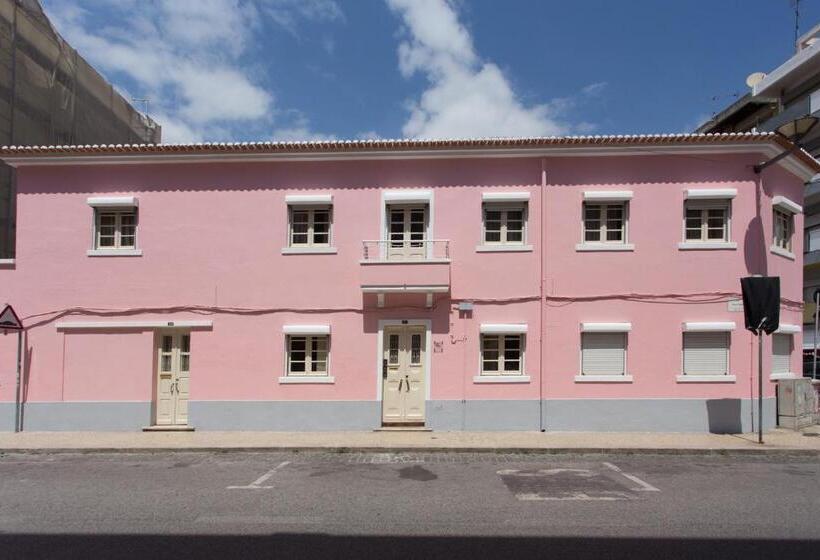 ペンション Family Home  Lisboa