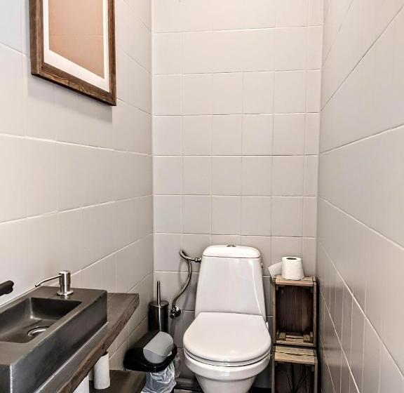 پانسیون Guest House Kamara