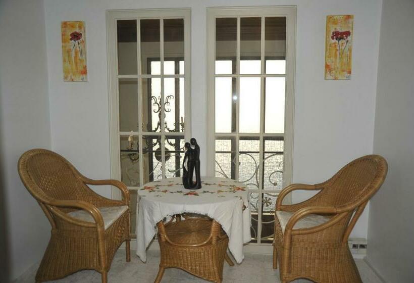 بنسيون Zur Herzklinik