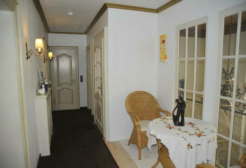 펜션 Zur Herzklinik