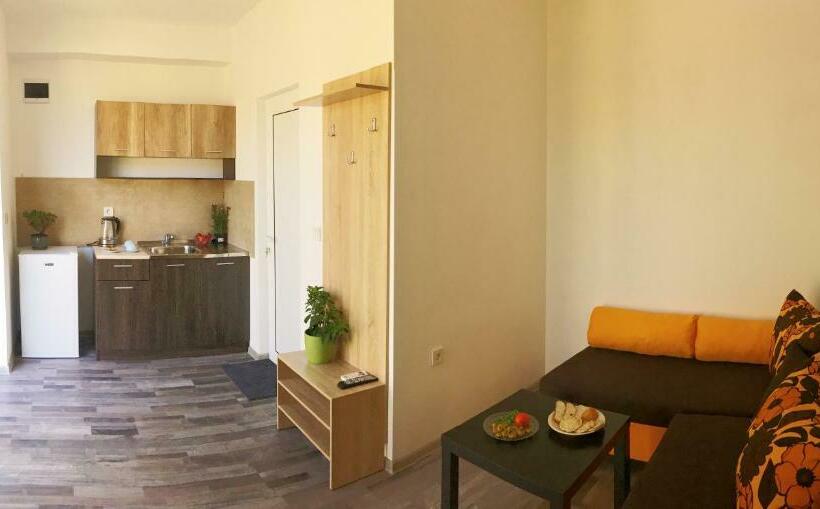 펜션 Karia Apartments