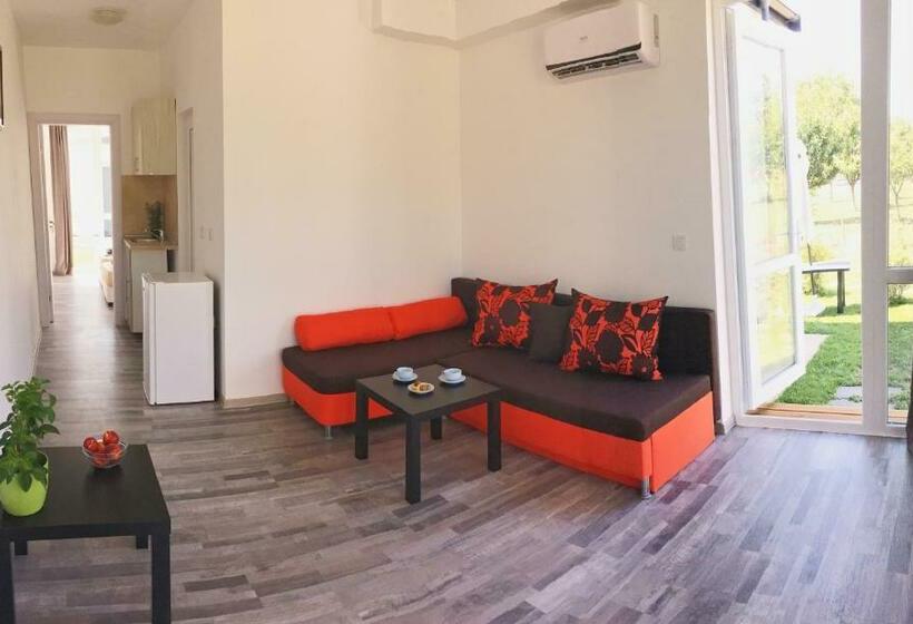 펜션 Karia Apartments