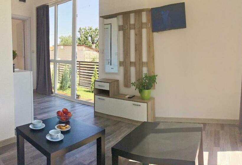 펜션 Karia Apartments