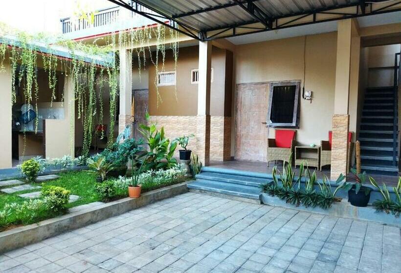 Пансион Lidah Lokal Guest House Singaraja