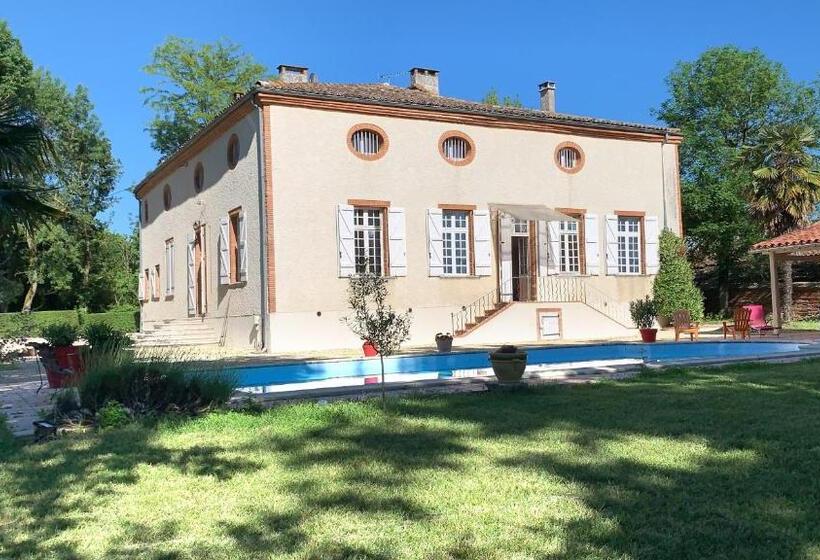 بنسيون Manoir De La Gravette