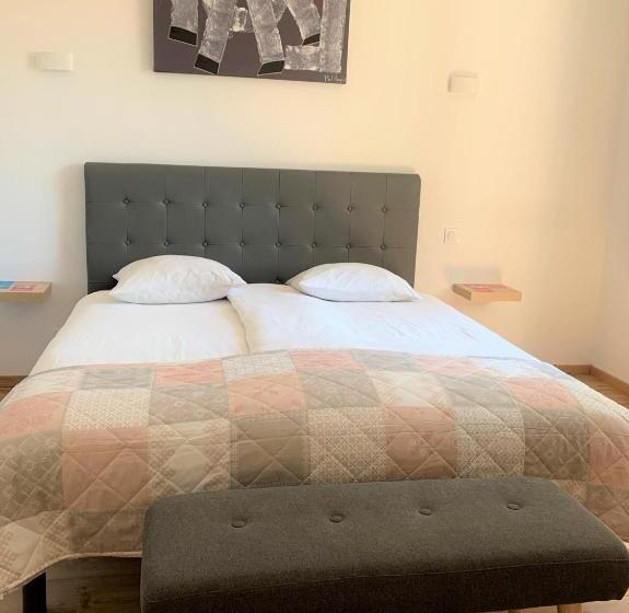 بنسيون Manoir De La Gravette