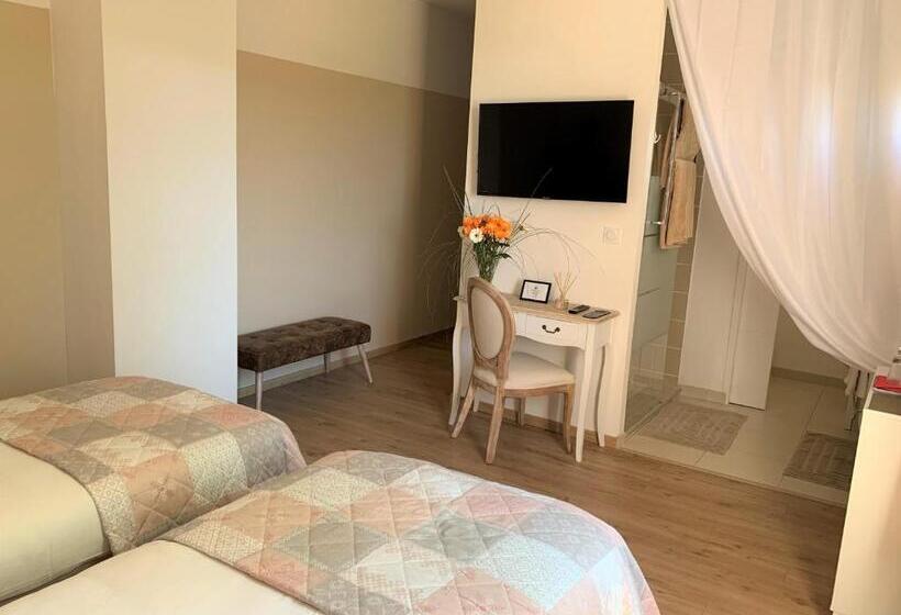 بنسيون Manoir De La Gravette