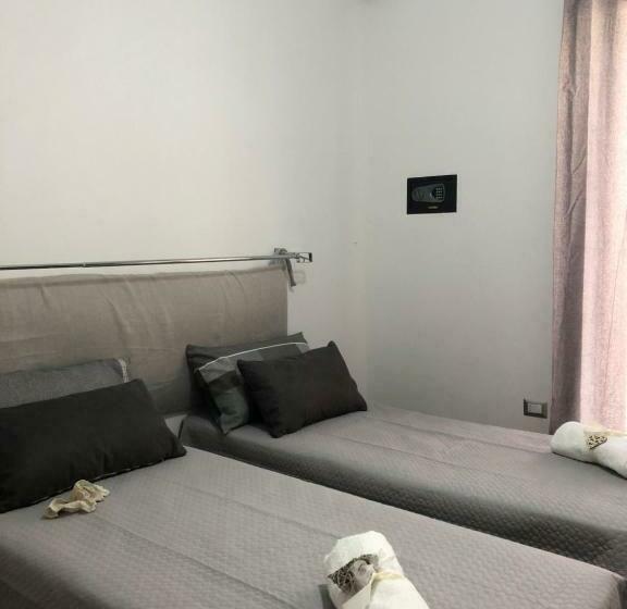 بنسيون Mare Nostrum