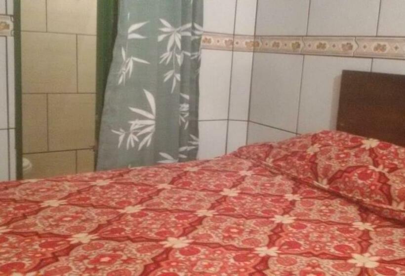 بنسيون Pousada Legal