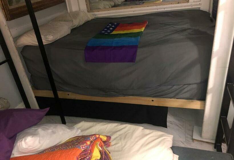 بنسيون Private Room In Manhattan