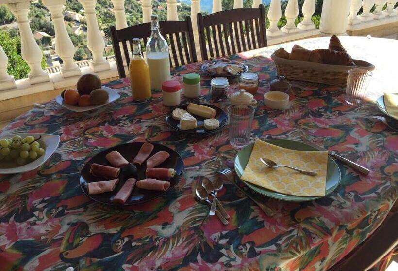 פנסיון Villa Goonie