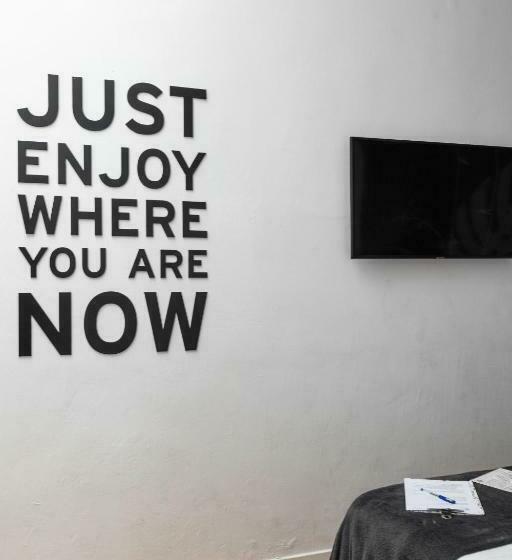 Общежитие Mapango Small Rooms