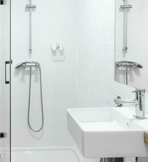 Общежитие Mapango Small Rooms