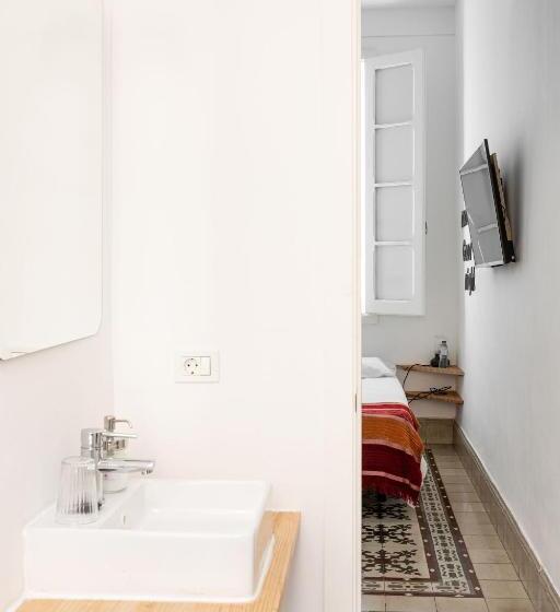 Общежитие Mapango Small Rooms