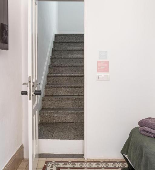 Общежитие Mapango Small Rooms