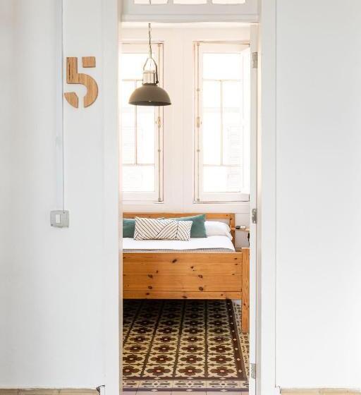 Общежитие Mapango Small Rooms